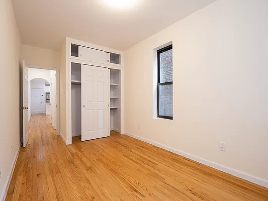 Rented by City Connections Realty | media 15