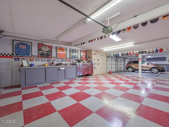 4th image of 1721 West Ave