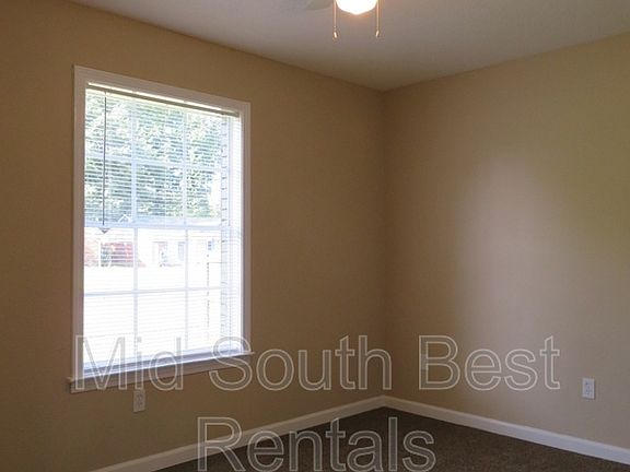 5th image of 4226 Forest View Dr