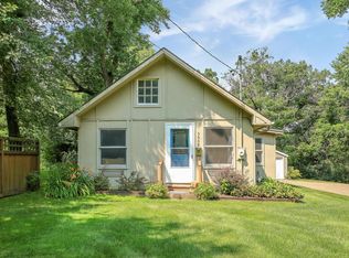 3508 Hopkins Xrds, Minnetonka, MN 55305