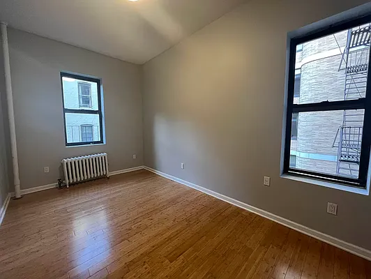 Rented by Tourma Realty LLC | media 16