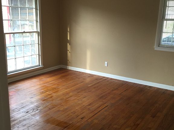 2nd image of 6515 Lagoon Dr