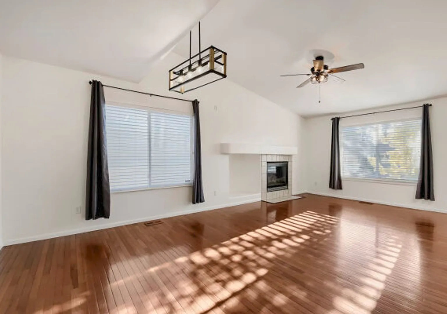 Beautifully Updated 4-Bedroom Wolf Creek Home with Finished Basement & Private Backyard — Photo 3