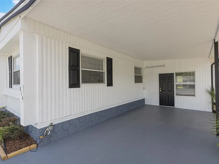 814 Roseapple Ave — Photo 3
