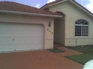 9316 SW 166th Ct, Miami, FL 33196