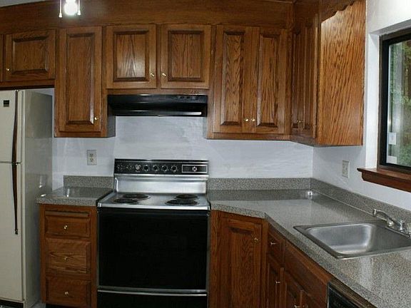 3rd image of 156 Wynwood Dr