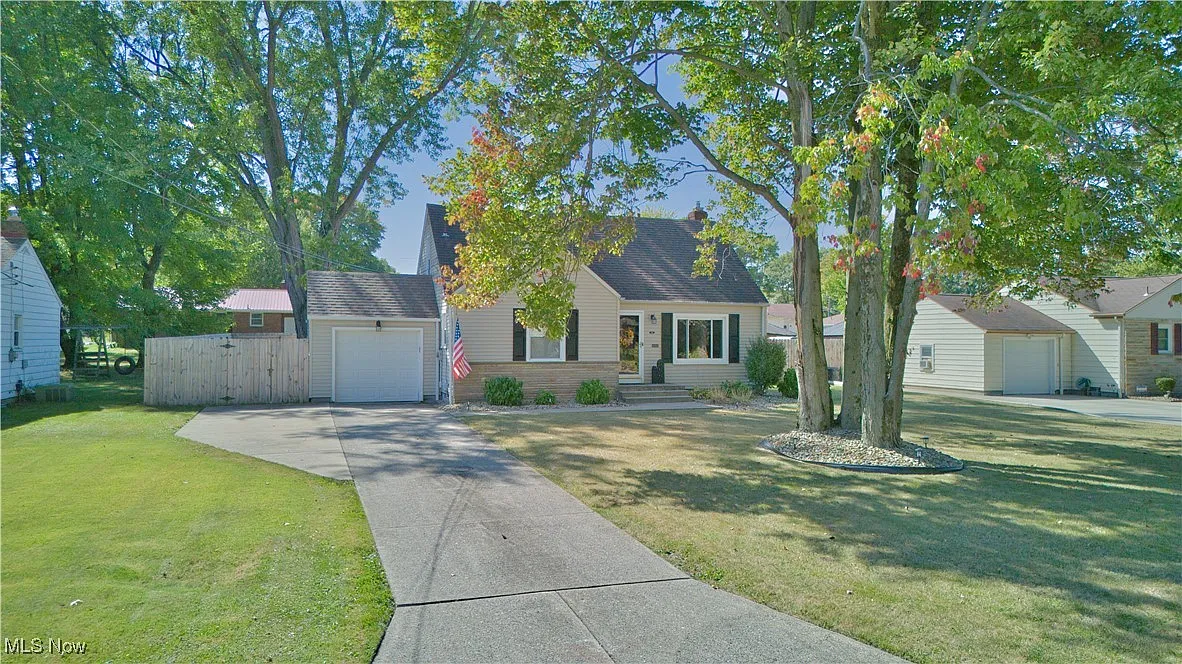 729 Orlo Ln photo 1