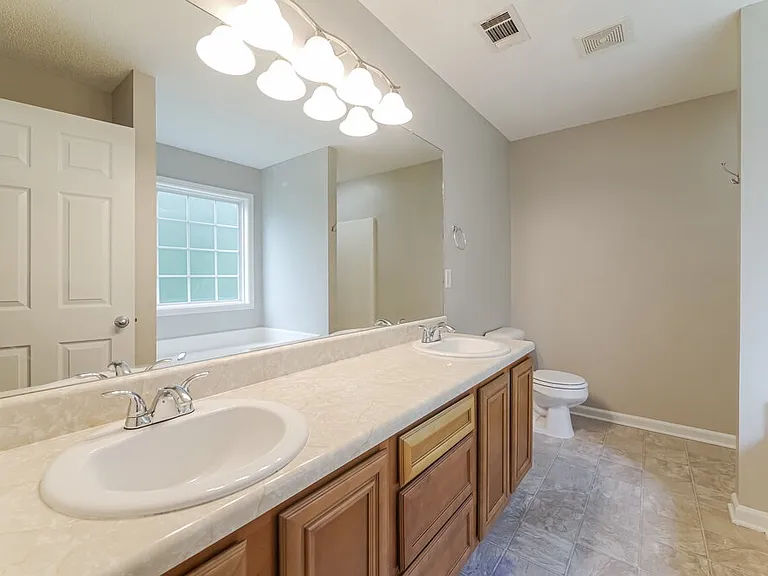 427 Steadham Ct — Photo 13
