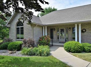 W2218 Block Rd, Kaukauna, WI 54130