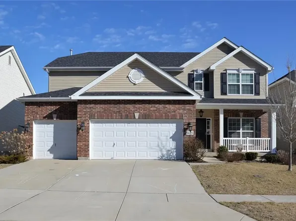 1425 Red Oak Plantation Dr, Ballwin, MO 63021