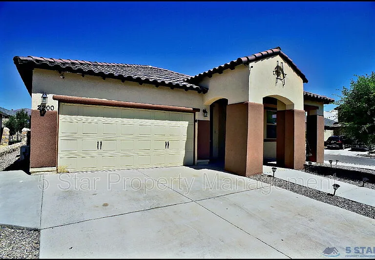 2200 Willie Mier St — Photo 4