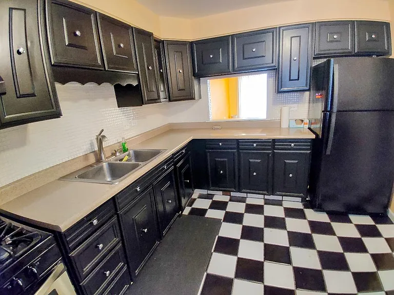 6161 N Higgins Ave #208 — Photo 1