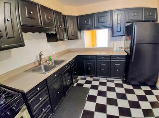 6161 N Higgins Ave #208, Chicago, IL 60630