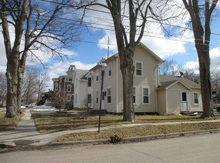 115 W Plain St, Eaton Rapids, MI
