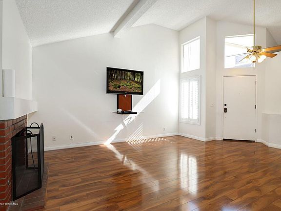 5th image of 4900 N Grand Ave APT 132