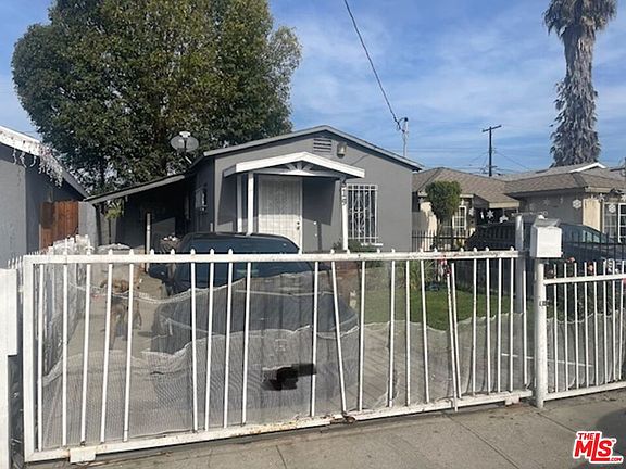 3rd image of 619 W Cherry St