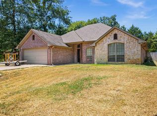 105 Forrest St, Arp, TX 75750