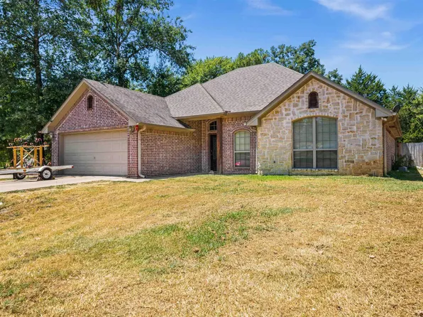 105 Forrest St, Arp, TX 75750