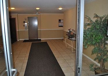 2nd image of 5510 Lincoln Ave Unit 410