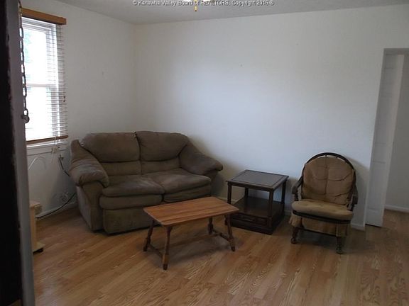 2nd image of 192 Kenna Dr #192