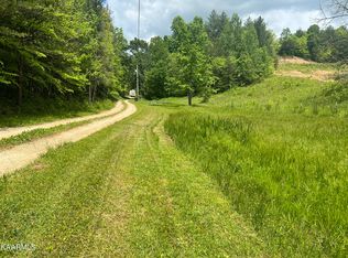 797 Phillips Cemetery Rd, Helenwood, TN 37755