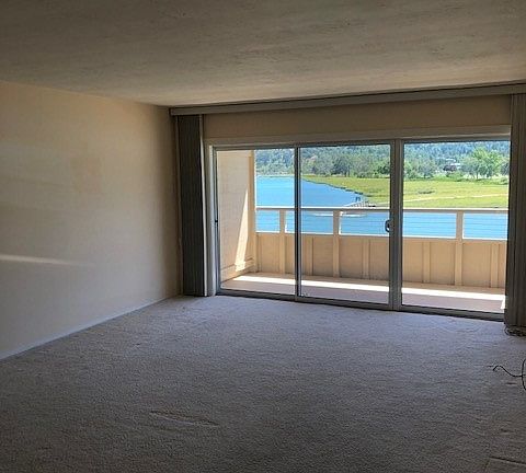 4th image of 475 S Eliseo Dr APT 2