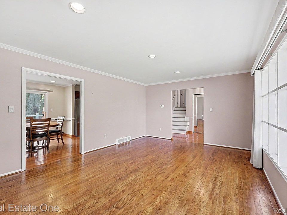 6639 Tamerlane Dr, photo 14