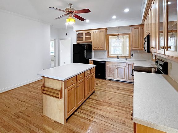 4th image of 125 Dakota Dr