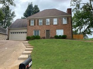 1101 Dove Hollow Dr, Cordova, TN 38018