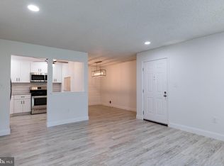 65 Holly Ct, Hamilton, NJ 08619