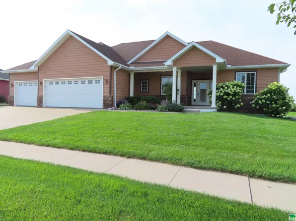 520 Torbert Blvd, Akron, IA 51001