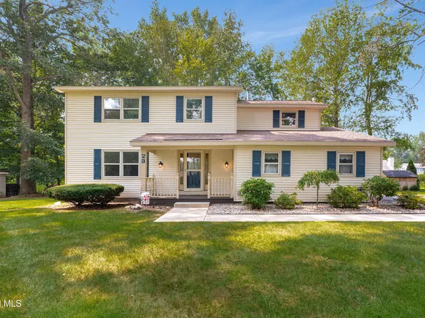 23 Jean Place, Guilderland, NY 12303