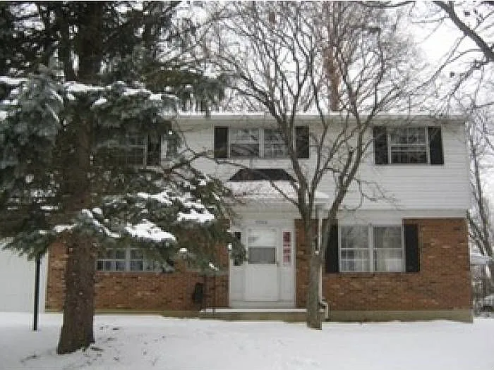 5300 Osgood Rd S photo 1