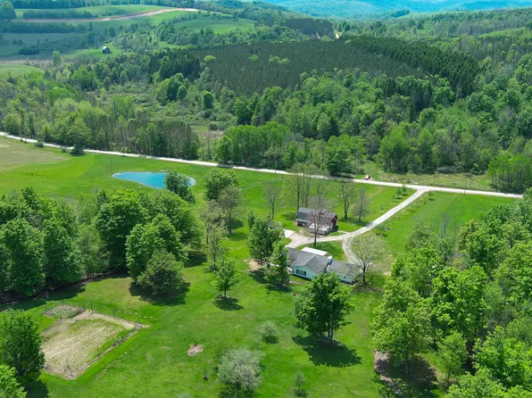 1720 Glenn Rd, Knoxville, PA 16928