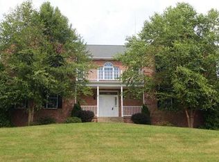 338 Snowberry Cir, Venetia, PA 15367