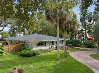 2706 Laurel Dr, Vero Beach, FL 32960