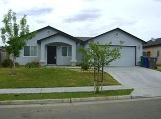 1579 Lacreta Ave, Madera, CA