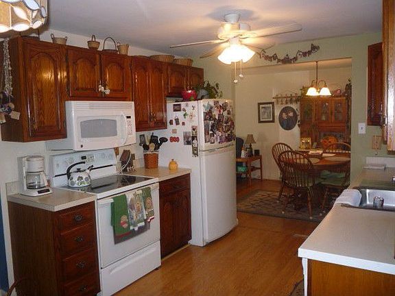 3rd image of 39340 Thomas Dr