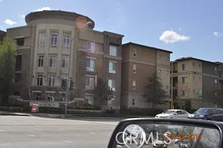 1 bed, 740 sqft, $2,495 — Photo 3