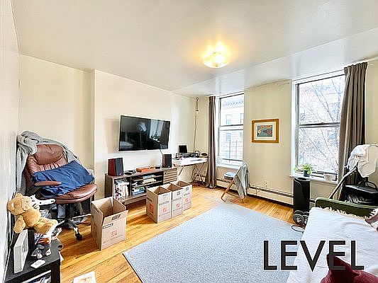 1st image of 396 Tompkins Ave #6