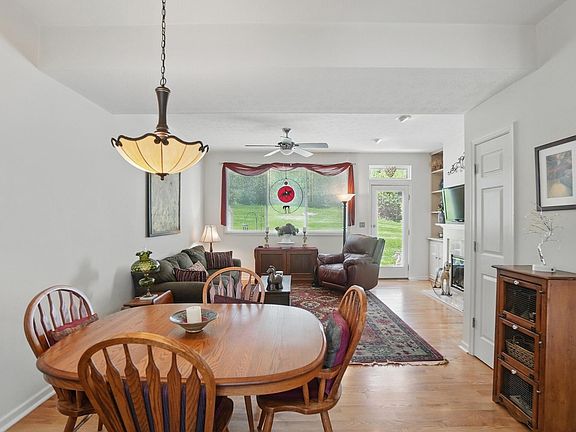 4th image of 10832 Doral Ct