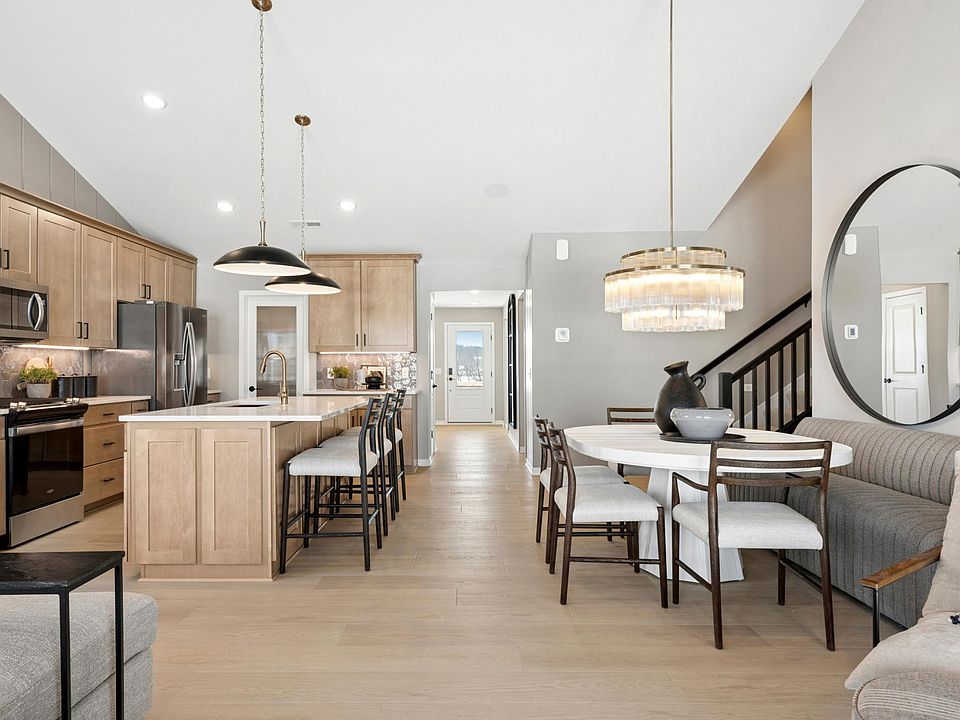 1st image of 1663 Lund Way