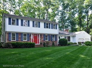 56 Hiller Dr, Seekonk, MA 02771