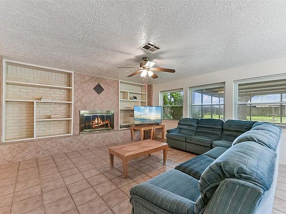 5th image of 503 Concordia Drive