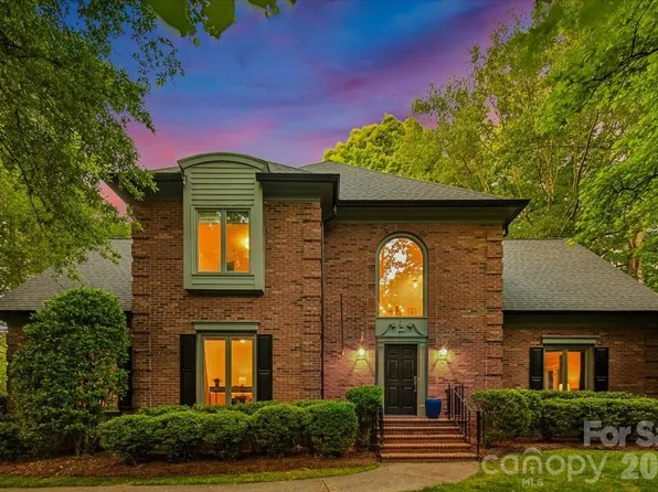 5631 Colony Rd, Charlotte, NC 28226