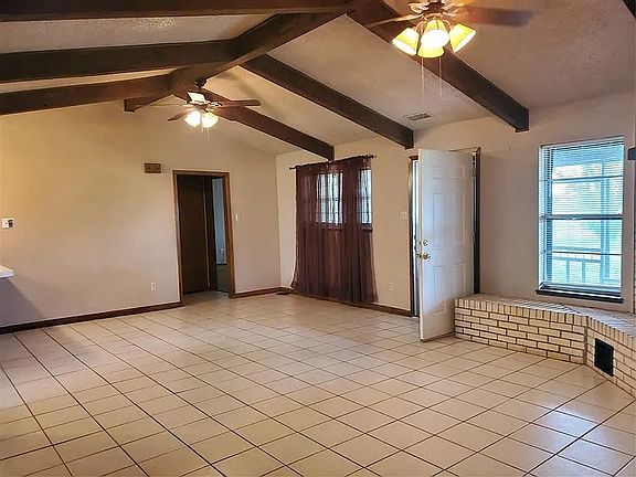 2nd image of 935 Bacacita Farms Rd