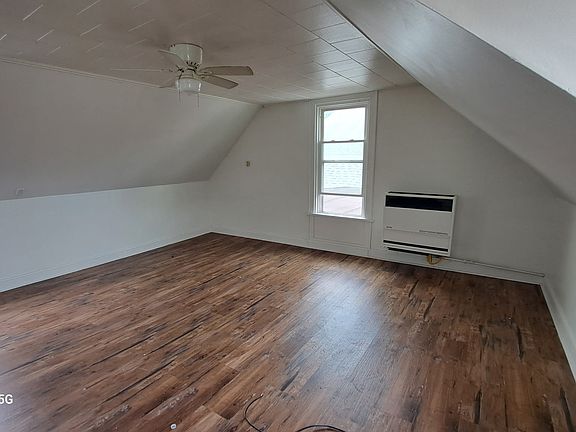 5th image of 1132 E Lovejoy St #4