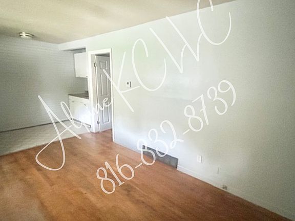 3rd image of 2501 Van Brunt Blvd #7