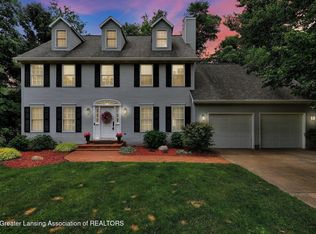 1204 Burlington Dr, Grand Ledge, MI 48837