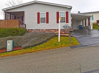 857 Wild Violet Dr, Pittsburgh, PA 15239